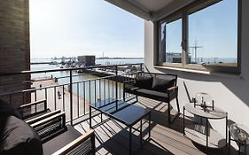 Bheaven I Sea Pilot Premium Apartment